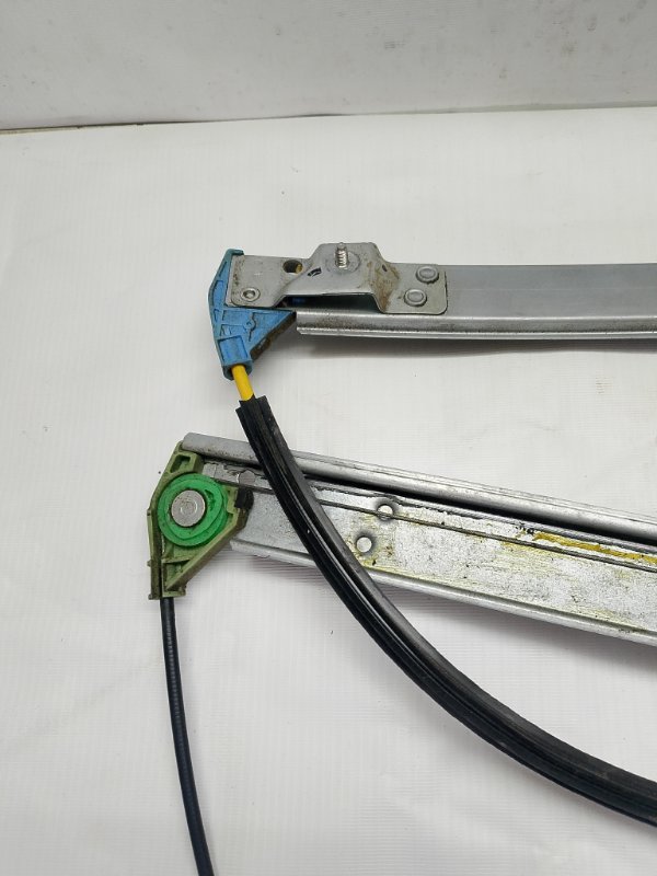 Стеклоподъемник lada vesta 2022