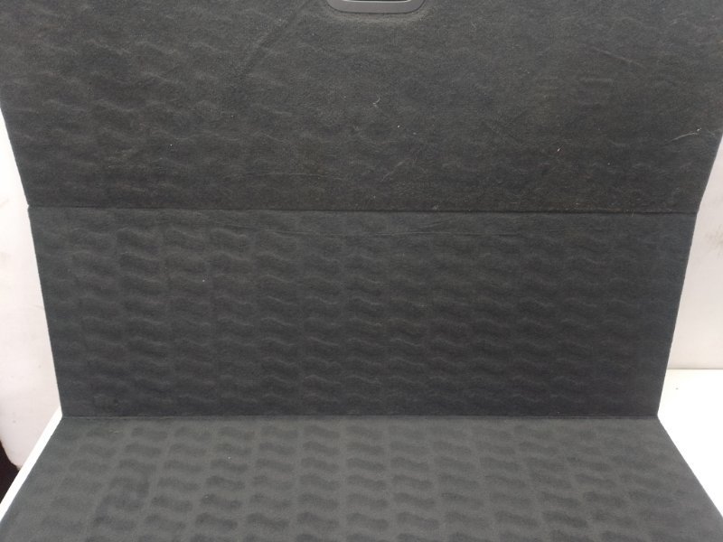 Пол багажника Audi Q8 2021