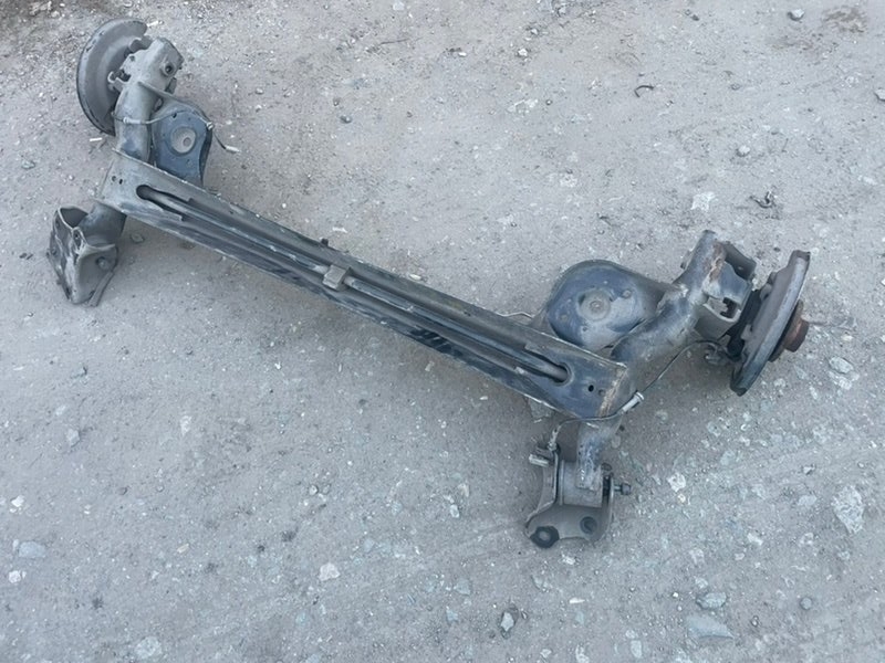 Балка Lada Xray 2021