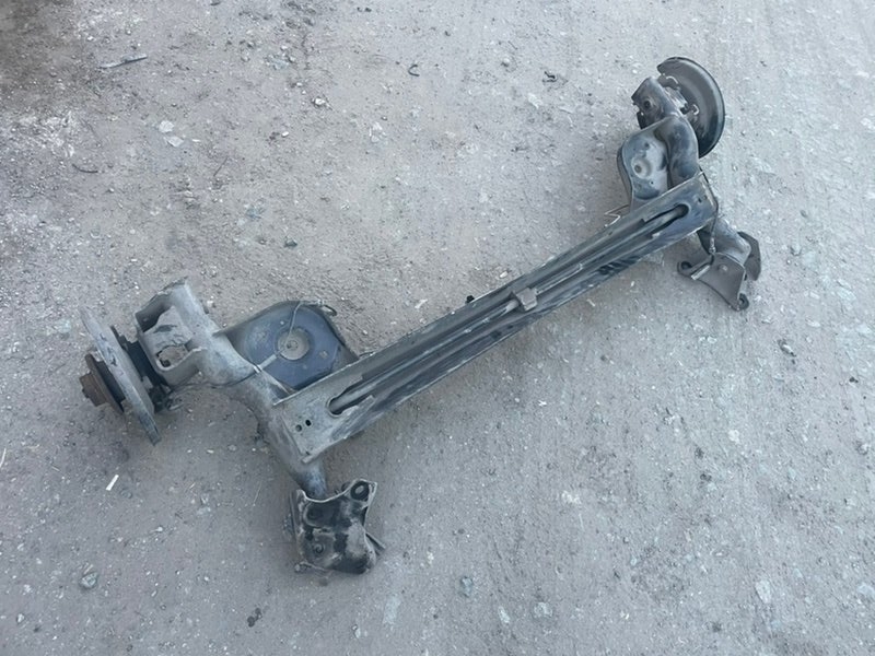 Балка Lada Xray 2021