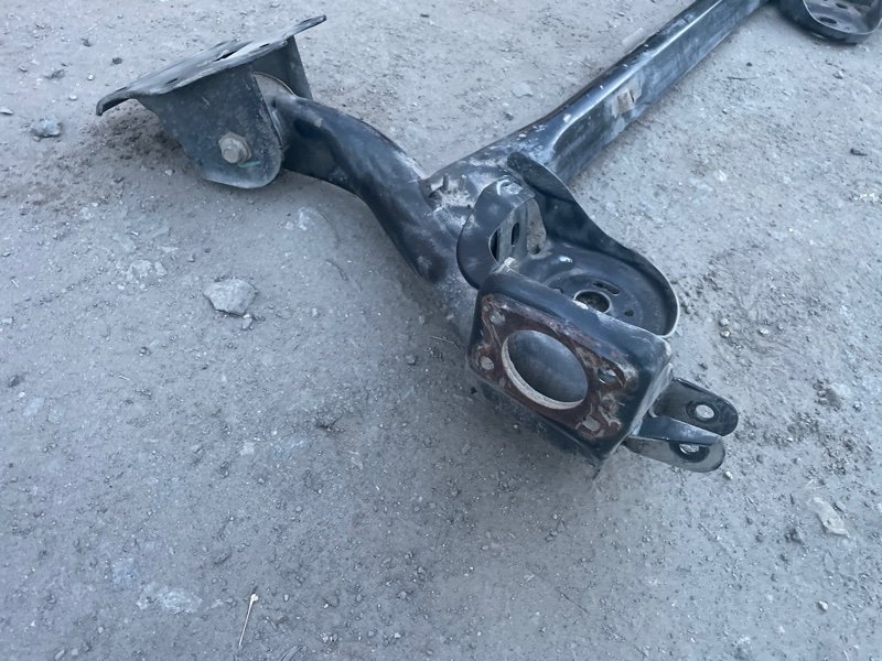 Балка Omoda C5 2023