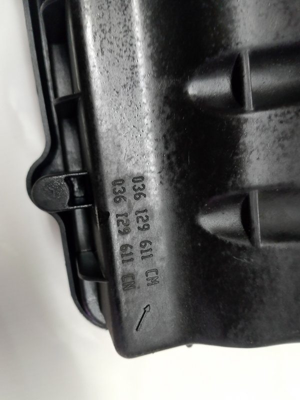 Корпус воздушного фильтра Volkswagen Polo