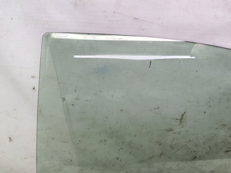 Стекло двери Lada Vesta 2019