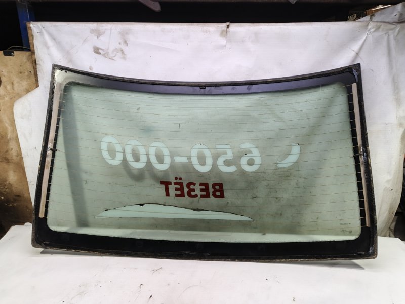 Стекло Lada Vesta 2019