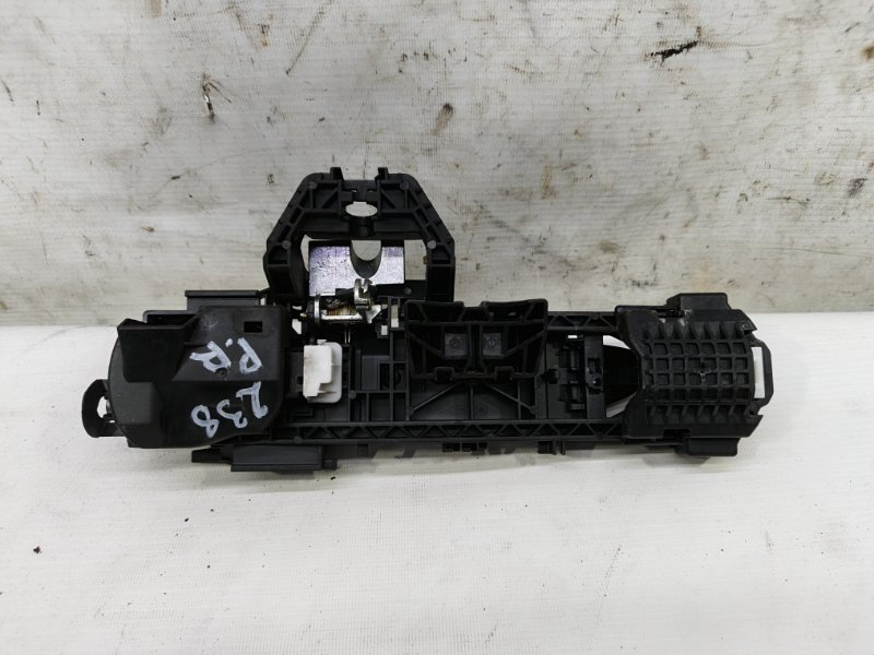 Ручка двери Mercedes CLA - Class 2015 CLA 180