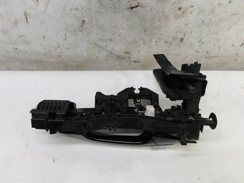 Ручка двери Mercedes CLA - Class 2015 CLA 180