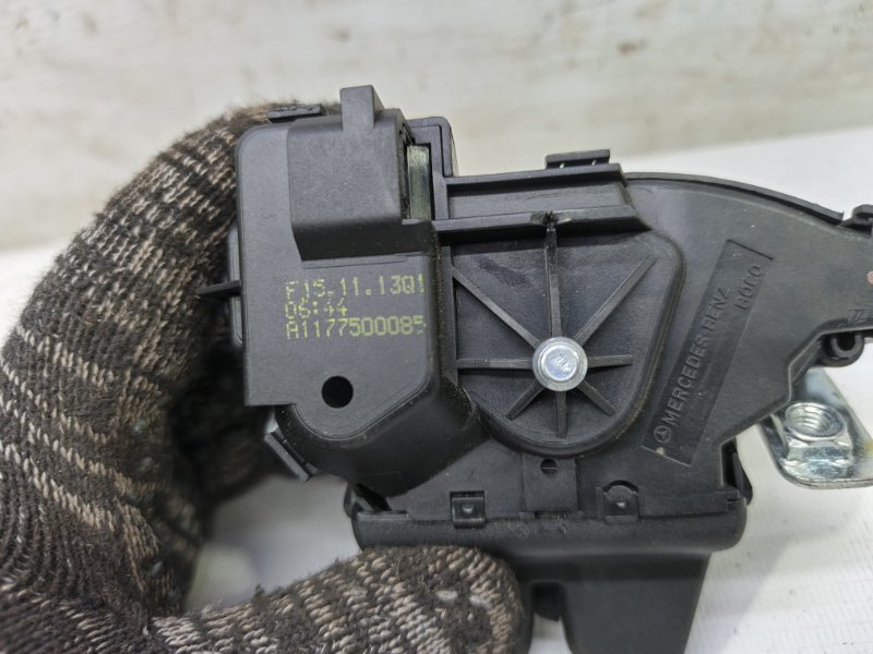 Замок багажника Mercedes CLA - Class 2015 CLA 180