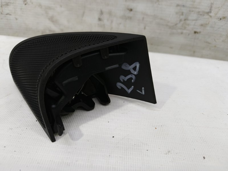 Динамик Mercedes CLA - Class 2015 CLA 180