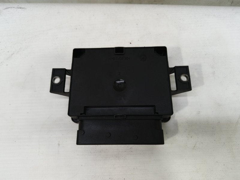 Блок ручника Mercedes CLA - Class 2015 CLA 180