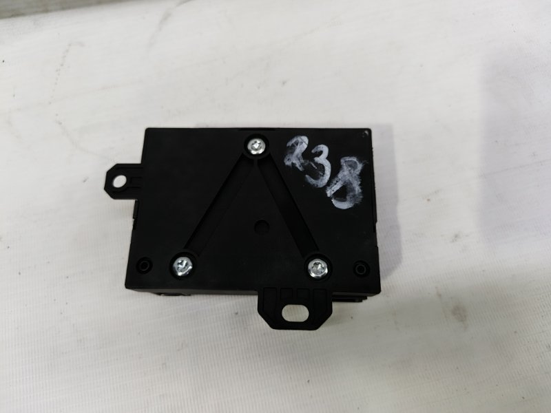 Блок управления топливным насосом Mercedes CLA - Class 2015 CLA 180