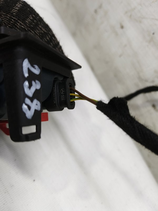 Активатор лючка бензобака Mercedes CLA - Class 2015 CLA 180