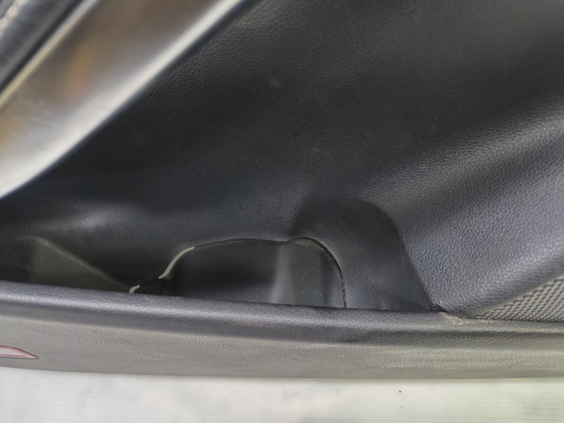 Обшивка двери Mercedes CLA - Class 2015 CLA 180