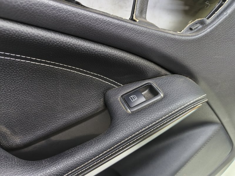 Обшивка двери Mercedes CLA - Class 2015 CLA 180