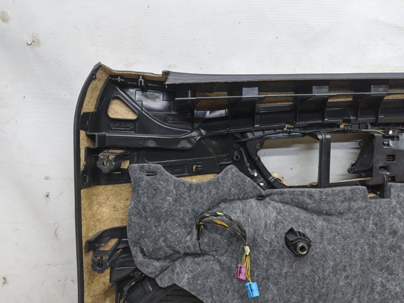 Обшивка двери Mercedes CLA - Class 2015 CLA 180