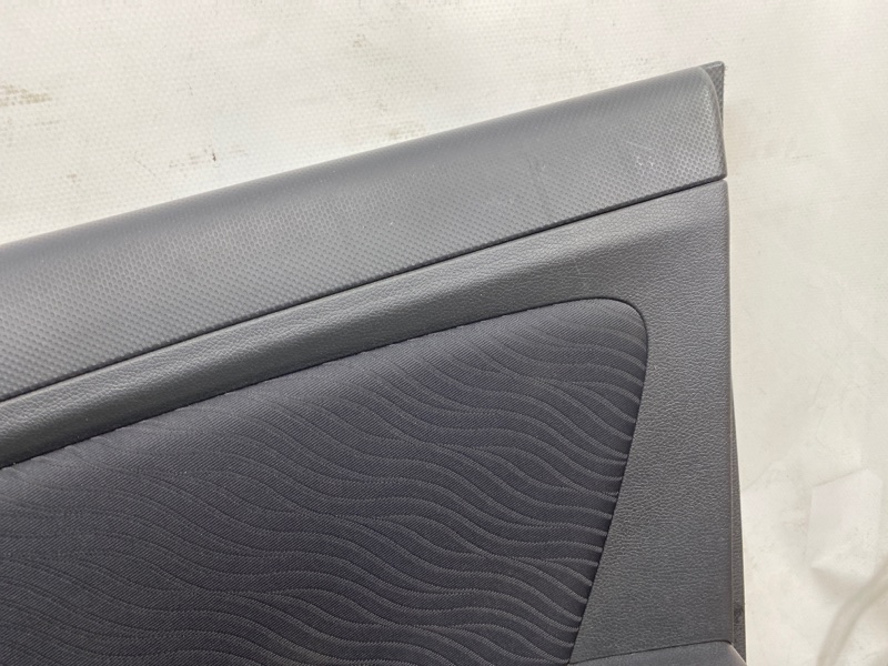 Обшивка двери Hyundai Solaris 2014 RB