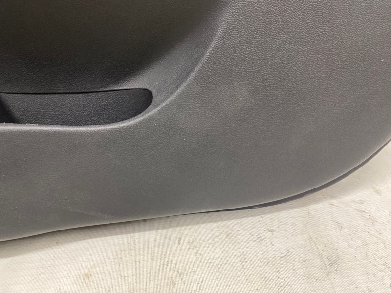 Обшивка двери Hyundai Solaris 2014 RB