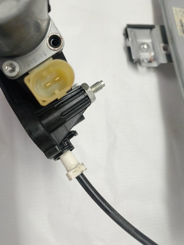 Стеклоподъемник Lada Vesta 2020