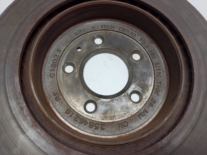 Тормозной диск Cadillac STS 2005-2011