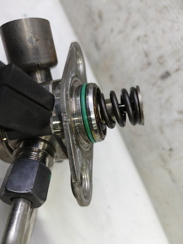 ТНВД ( насос высокого давления ) Mercedes CLA - Class 2015 CLA 180