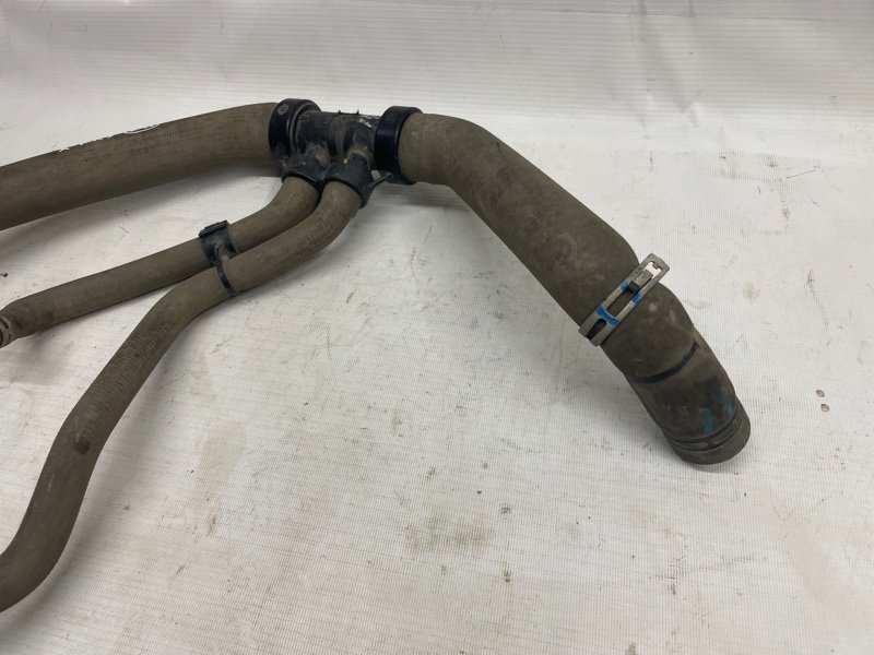 Патрубок Lada Xray 2021