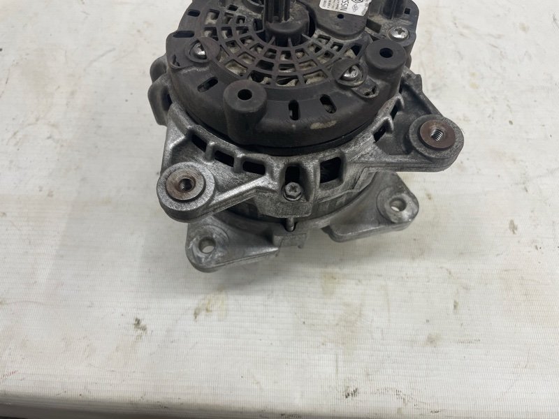 Генератор Lada Xray 2021