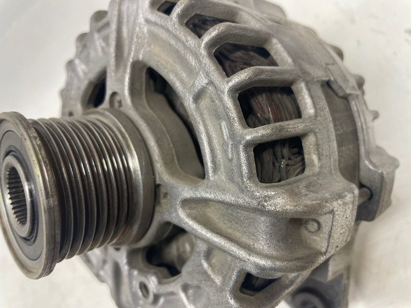 Генератор Lada Xray 2021