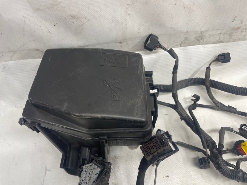 Проводка двигателя Lada Xray 2021