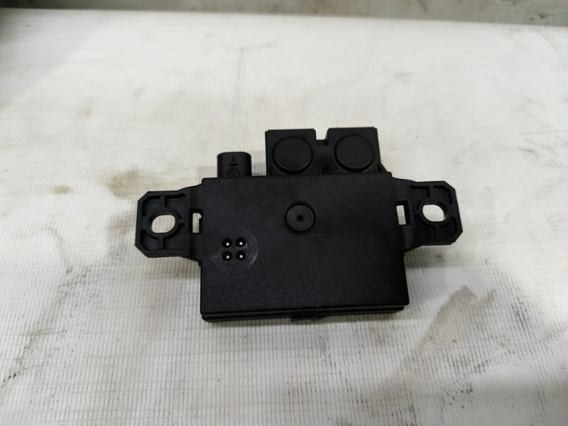 Блок управления зарядом аккумулятора Mercedes CLA - Class 2015 CLA 180