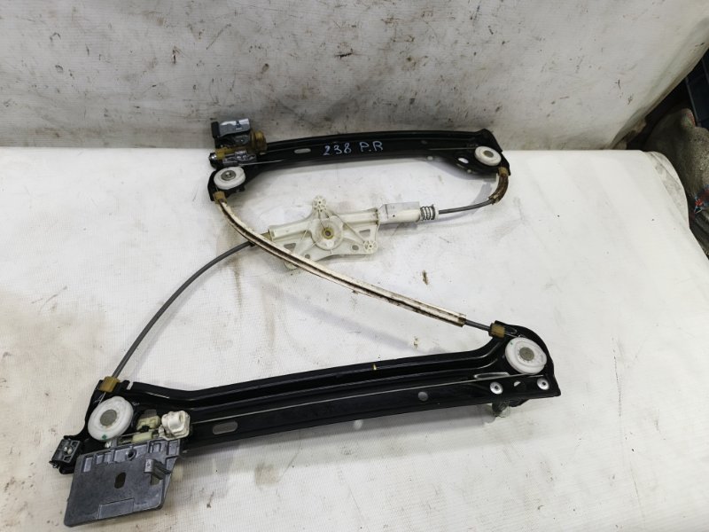 Стеклоподъемник электрический Mercedes CLA - Class 2015 CLA 180