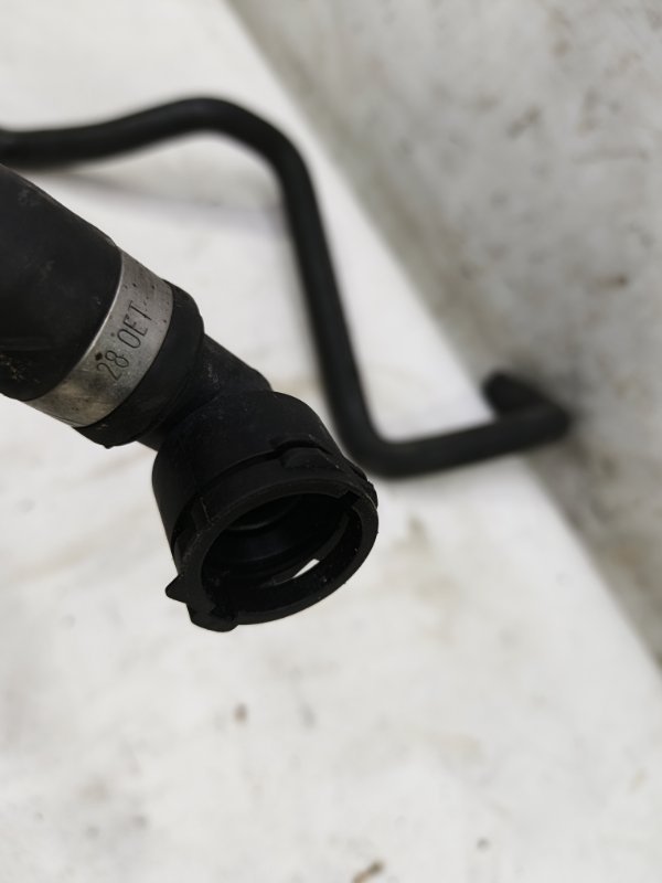 Патрубок охлаждения Mercedes CLA - Class 2015 CLA 180