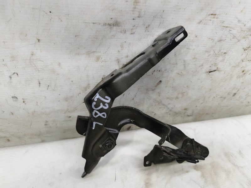 Петля капота Mercedes CLA - Class 2015 CLA 180