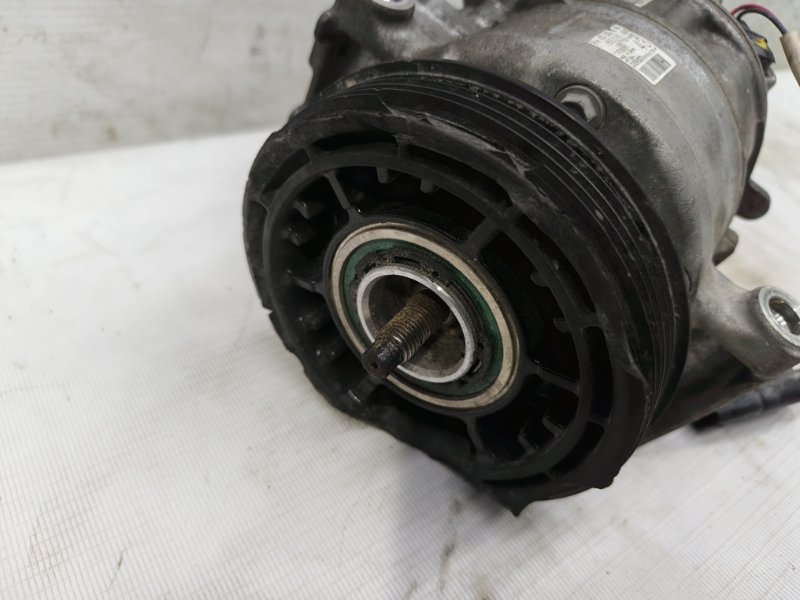 Компрессор кондиционера Mercedes CLA - Class 2015 CLA 180