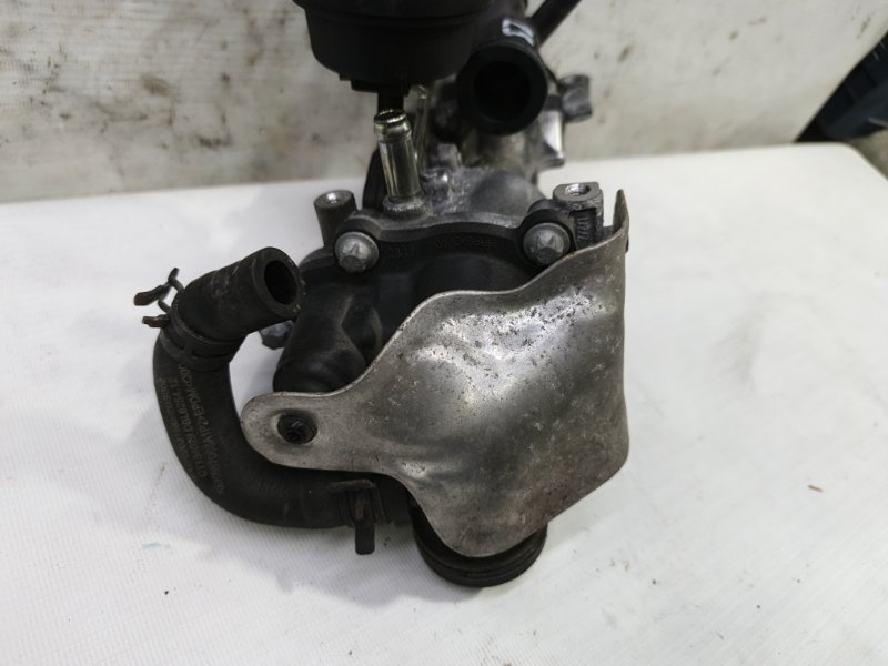 Насос водяной ( помпа ) Mercedes CLA - Class 2015 CLA 180