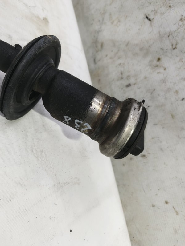 Горловина топливного бака Mercedes CLA - Class 2015 CLA 180