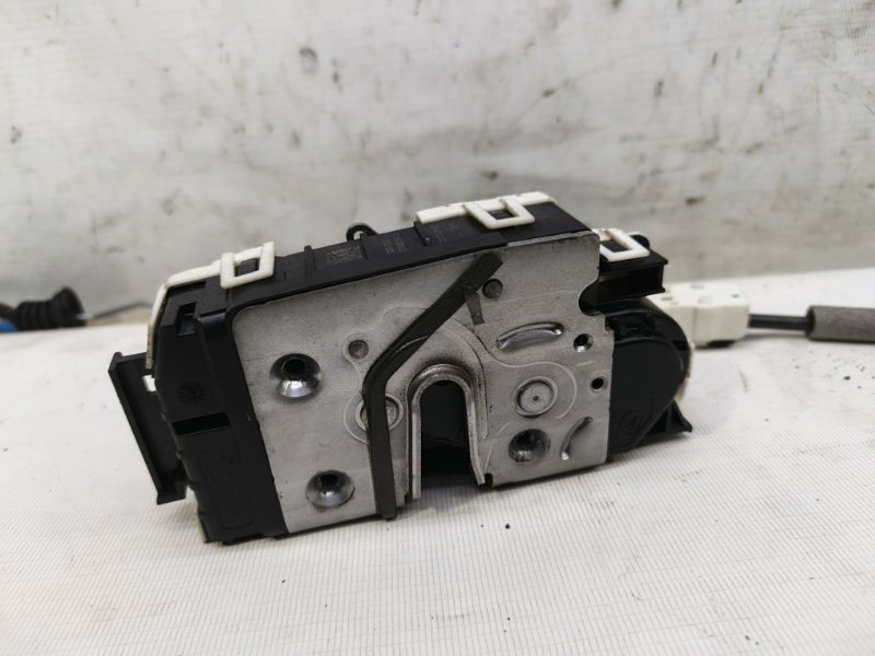 Замок двери Mercedes CLA - Class 2015 CLA 180