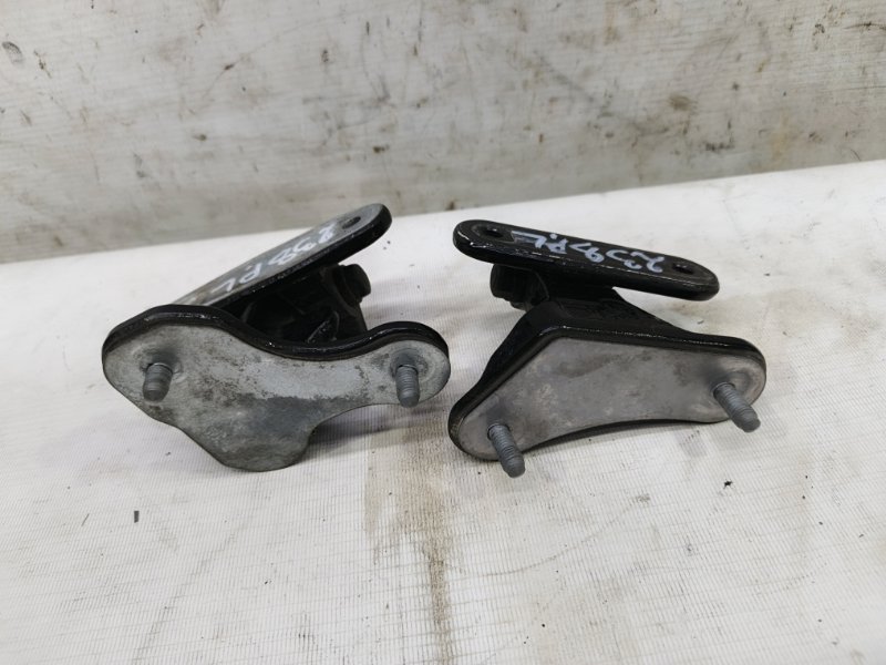 Петля двери Mercedes CLA - Class 2015 CLA 180