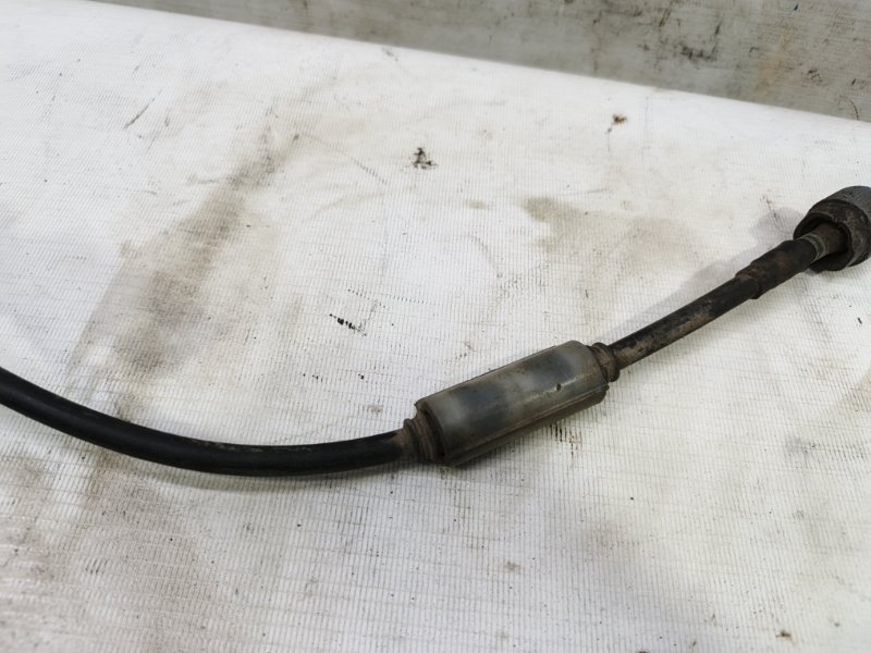 Трос спидометра Nissan Primera 1990