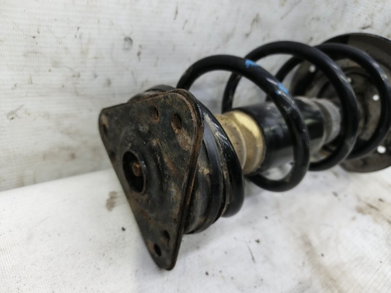 Амортизатор lada vesta 2020