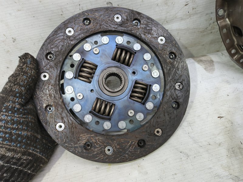 Корзина сцепления Skoda Fabia 2008