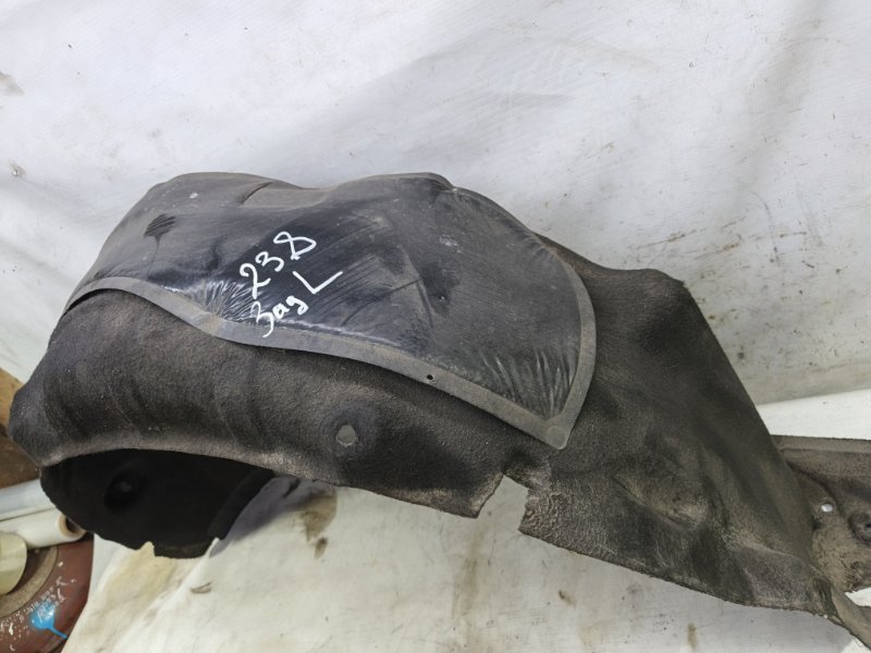 Подкрылок Mercedes CLA - Class 2015 CLA 180