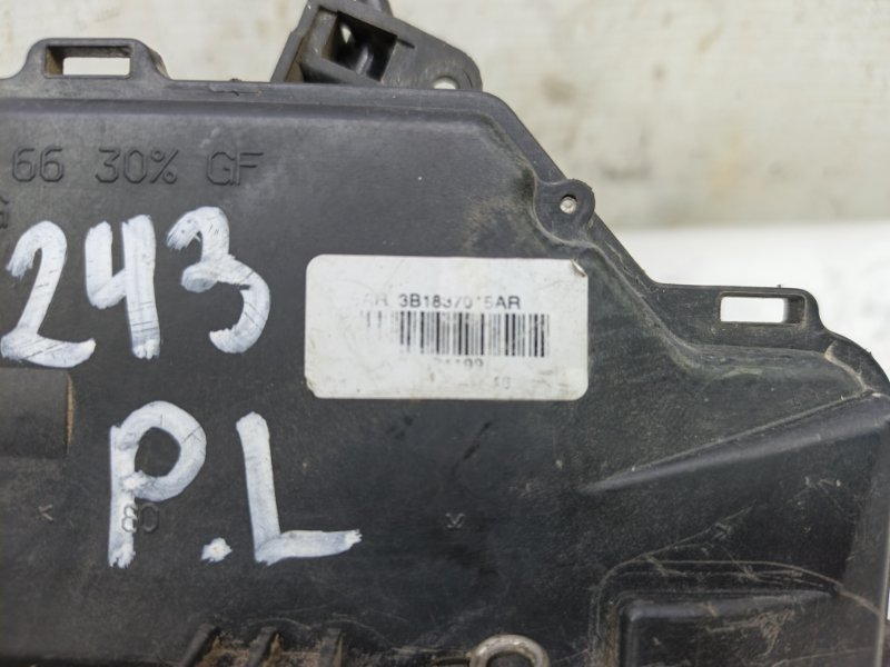 Замок двери Skoda Fabia 2008