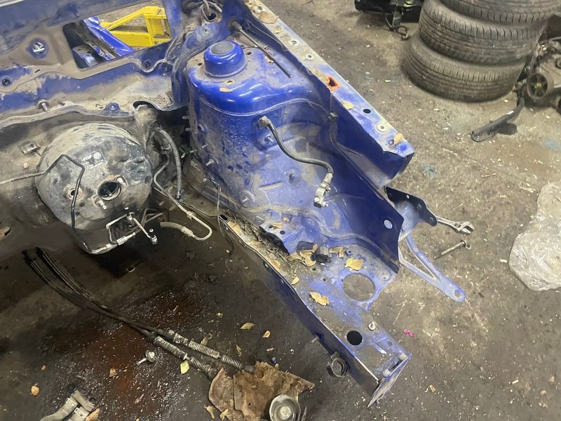 Лонжерон Skoda Fabia 2008