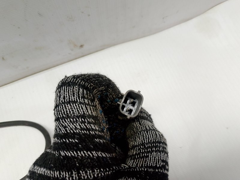 Датчик ABS Mazda Familia