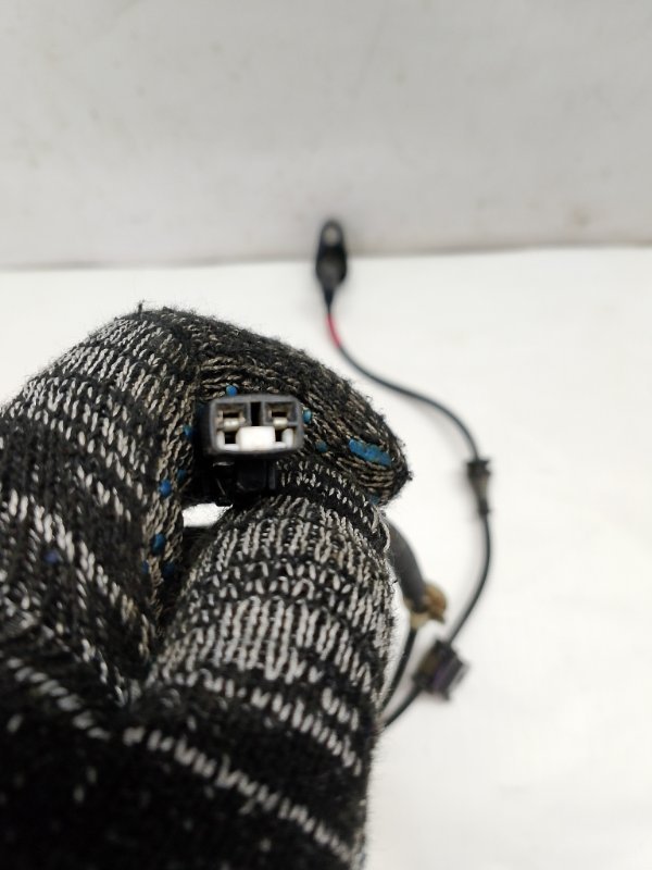 Датчик ABS Hyundai Solaris