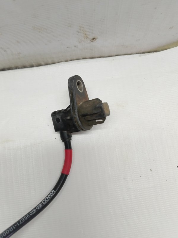 Датчик ABS Hyundai Solaris