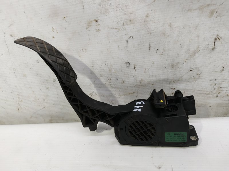 Педаль газа Skoda Fabia 2008