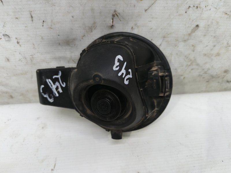 Лючок бензобака Skoda Fabia 2008