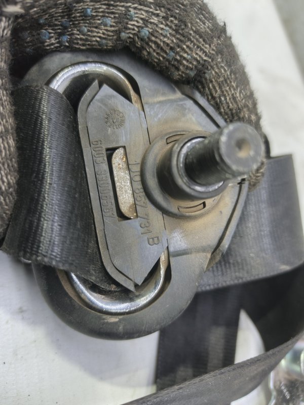 Ремень безопасности Skoda Fabia 2008