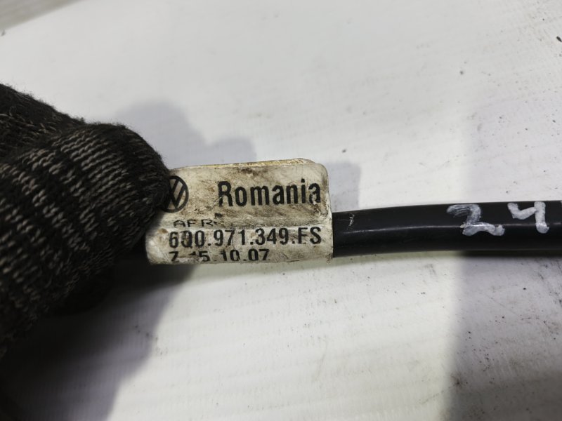 Клемма аккумулятора Skoda Fabia 2008