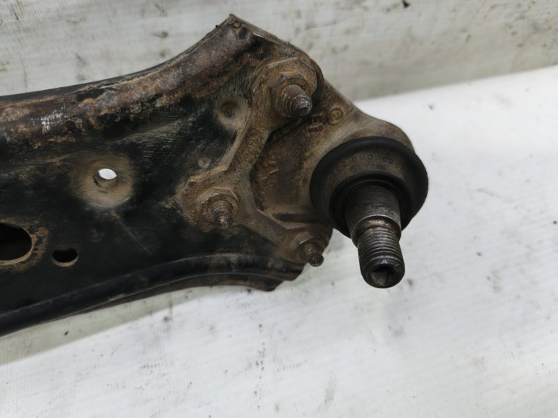 Рычаг Skoda Fabia 2008